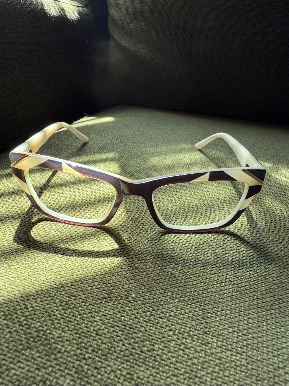 LAMB LA055 BONE BLACK EYEGLASSES SUNGLASSES
FRAMES 52-17-140